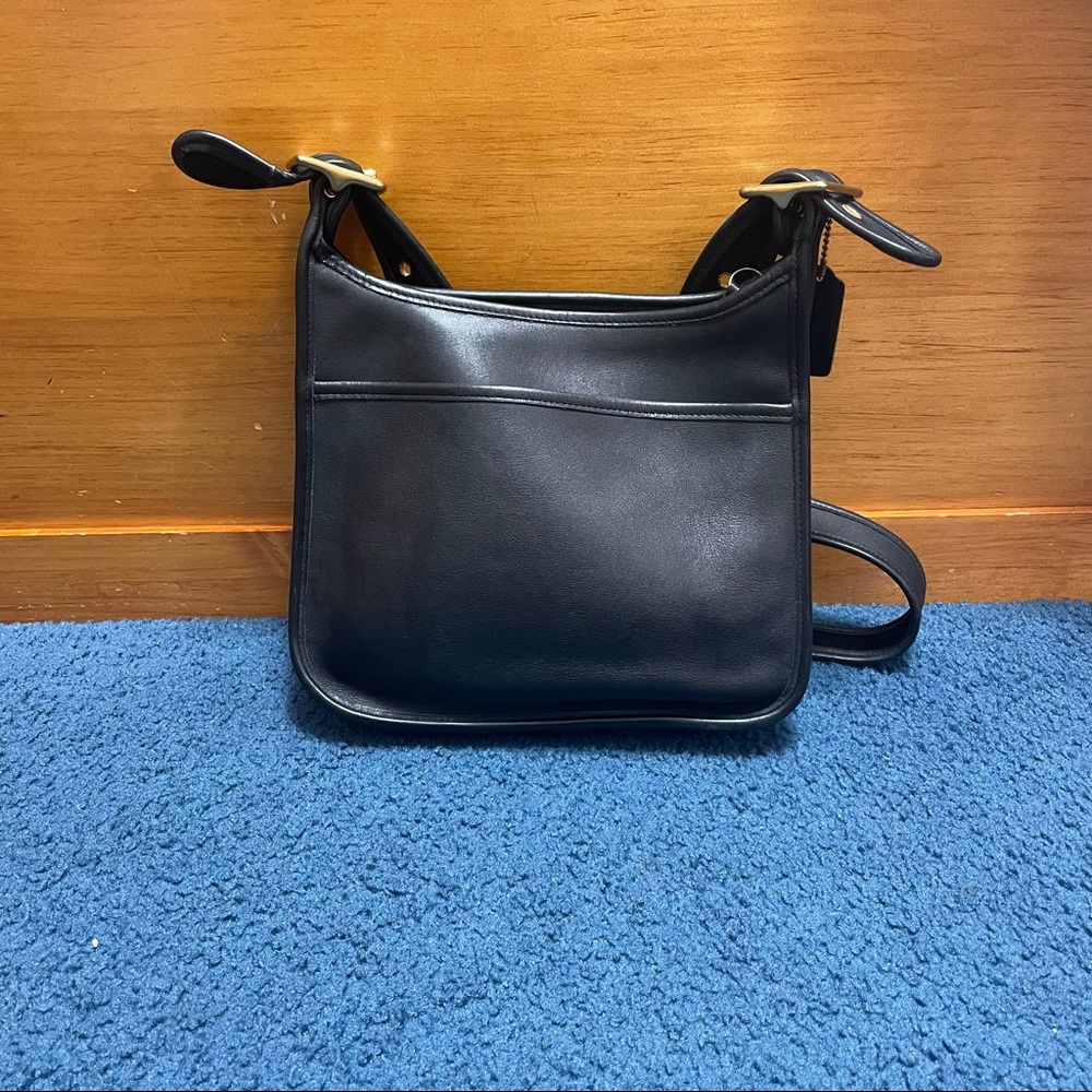 Authentic Vintage Coach Legacy Zip 9966 Black Leather Bag